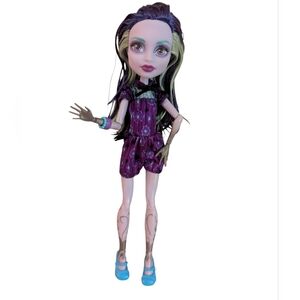 Original G1 Twyla Boogeyman Monster High Doll - Mattel Retired Goth